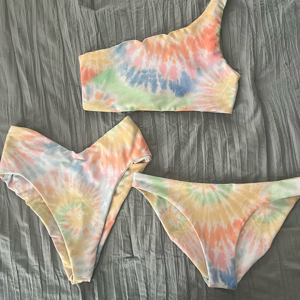 Skatie X The Salty Blond Bikini Set